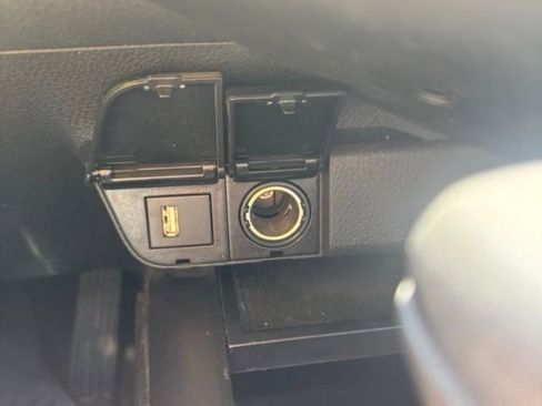 Used 2024 Toyota Camry SE FWD image 29