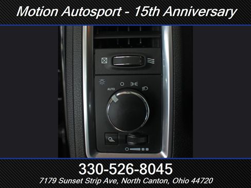 Used 2020 RAM 1500 Classic SLT w/ Luxury Group AWD/4WD image 17