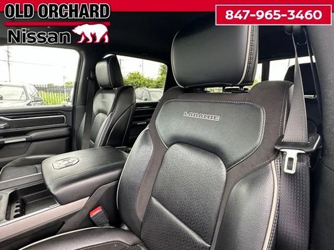 Used 2022 RAM 1500 Laramie AWD/4WD image 11