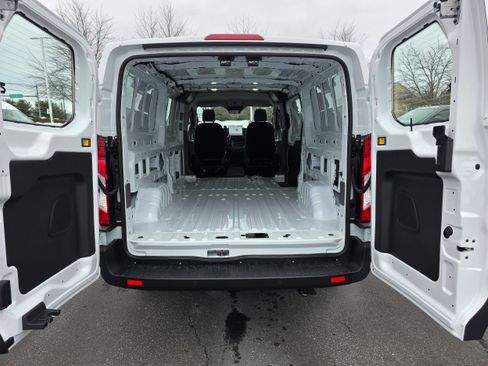 New 2026 Ford Transit 250 Low Roof AWD image 9