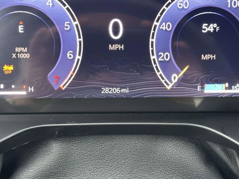 Used 2024 Jeep Grand Cherokee Limited image 21