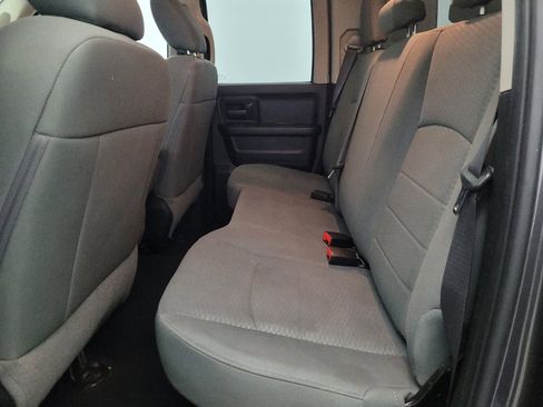 Used 2019 RAM 1500 Express image 18