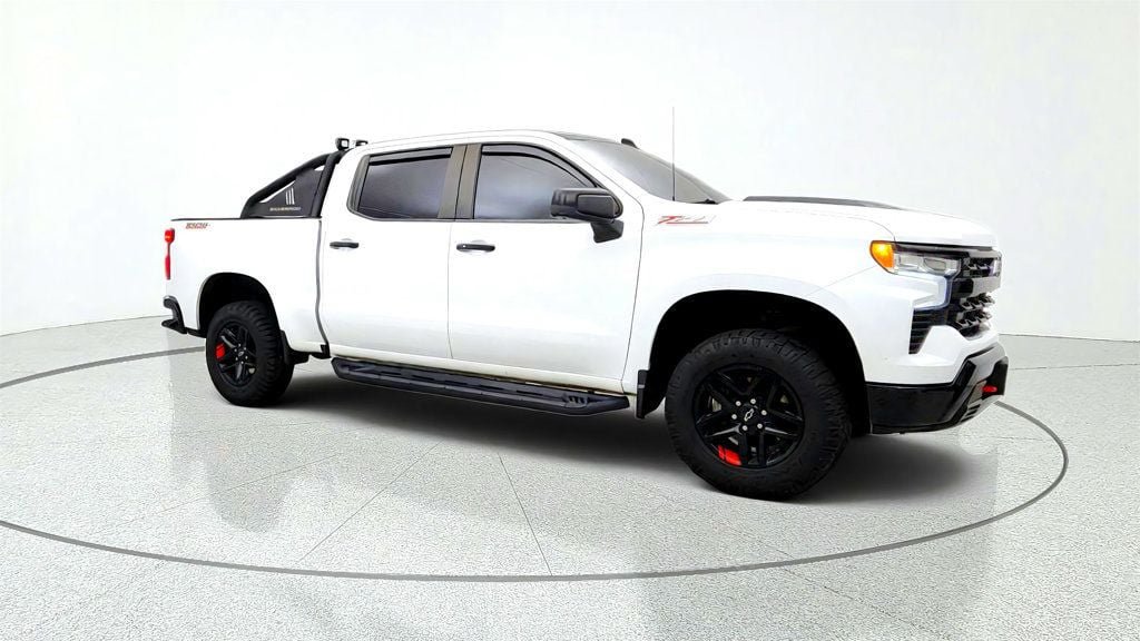 Used 2022 Chevrolet Silverado 1500 LT Trail Boss w/ Protection Package AWD/4WD image 3