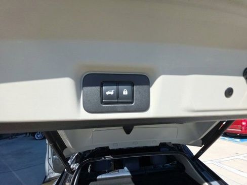 Used 2023 Nissan Ariya image 29