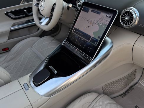 Used 2022 Mercedes-Benz SL 63 AMG 4MATIC image 21