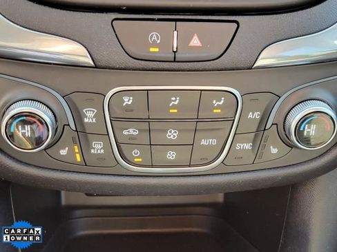 Used 2023 Chevrolet Equinox LT image 28