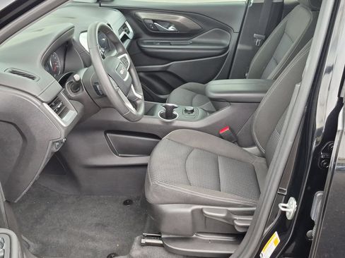 Certified 2024 GMC Terrain SLE FWD image 17