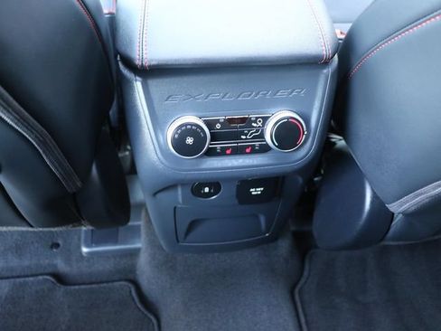 Used 2025 Ford Explorer ST w/ Sun And Sound Package AWD/4WD image 18
