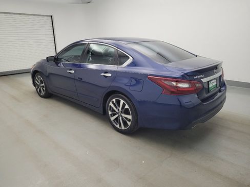 Used 2017 Nissan Altima 2.5 SR FWD image 3