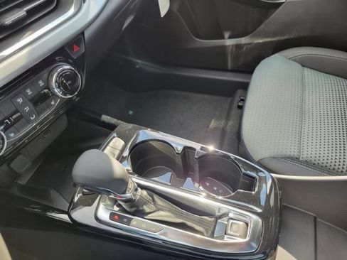 New 2026 Chevrolet Trax LT w/ Sunroof Package FWD image 23