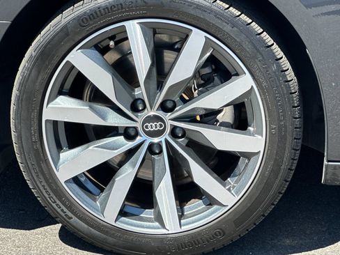 Used 2023 Audi A4 2.0T Premium w/ Convenience Package AWD/4WD image 30