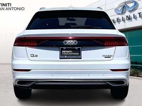 Used 2023 Audi Q8 Premium Plus w/ Premium Plus Package AWD/4WD image 5
