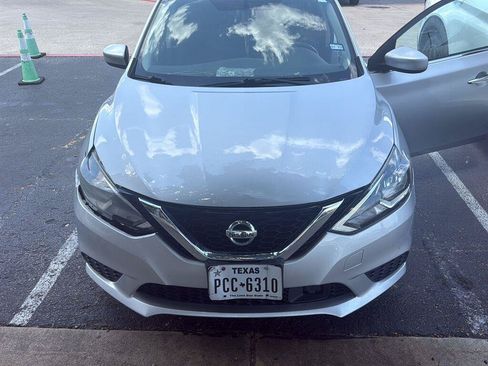 Used 2019 Nissan Sentra SV FWD image 3
