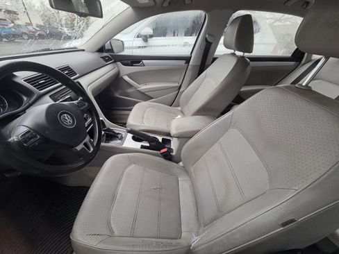 Used 2013 Volkswagen Passat 2.5 SE image 7