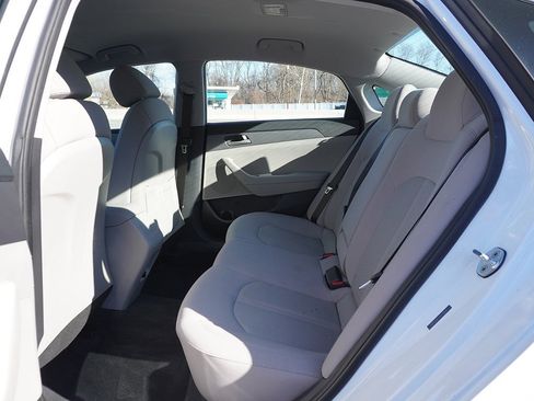 Used 2019 Hyundai Sonata SE image 30