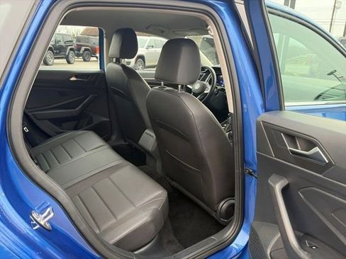 Used 2024 Volkswagen Jetta SE FWD image 30
