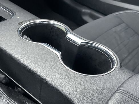 Used 2016 Ford Mustang Coupe image 11