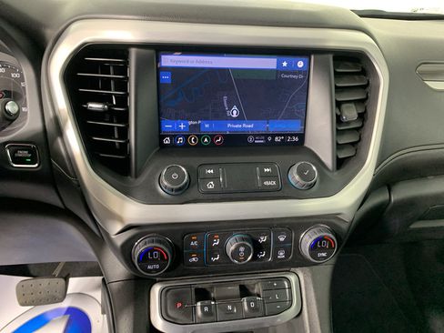 Used 2023 GMC Acadia SLT AWD/4WD image 25