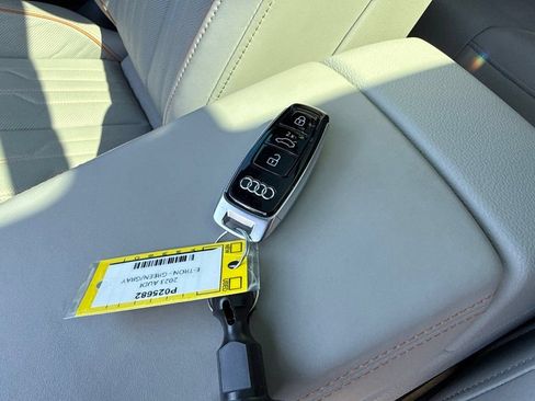 Used 2023 Audi e-tron Chronos w/ Chronos Package AWD/4WD image 29