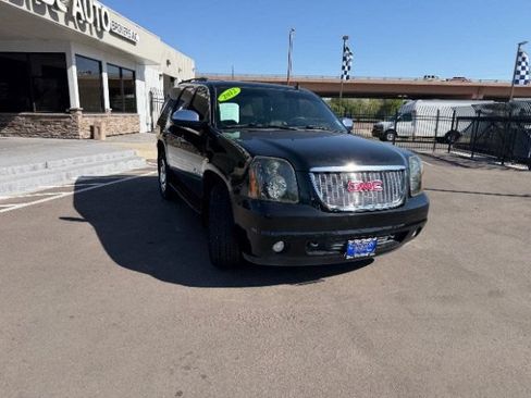 Used 2012 GMC Yukon SLT w/ SLT Chrome Package AWD/4WD image 21
