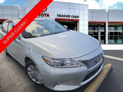 Used 2014 Lexus ES 350 w/ Luxury Package FWD image 1