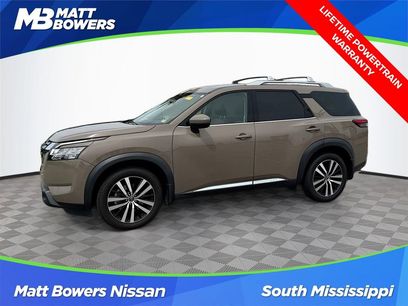 Used 2023 Nissan Pathfinder Platinum w/ Cargo Package