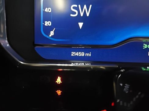 Used 2024 Chevrolet Silverado 1500 LT image 22