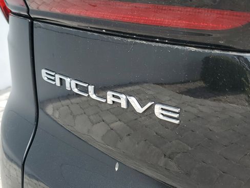Used 2025 Buick Enclave Preferred image 8