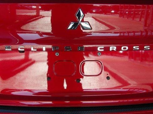 New 2026 Mitsubishi Eclipse Cross LE image 8