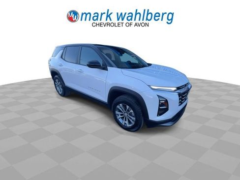 Certified 2025 Chevrolet Equinox LT AWD/4WD image 2