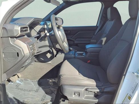 Used 2024 Toyota Tacoma TRD Sport image 15