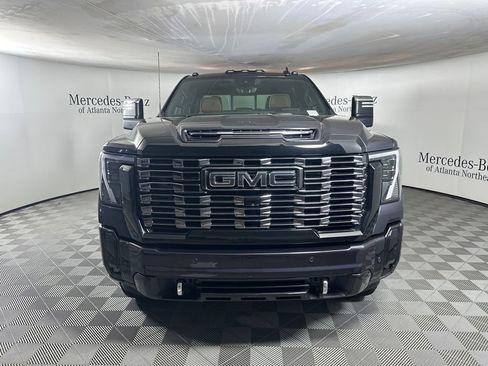 Used 2025 GMC Sierra 2500 Denali Ultimate AWD/4WD image 2