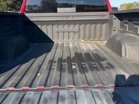 Used 2021 GMC Sierra 1500 AT4 w/ AT4 Value Package image 10