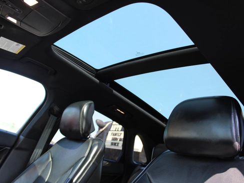 Used 2019 Lincoln MKC Reserve image 19