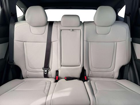 New 2026 Hyundai Tucson Limited AWD/4WD image 16