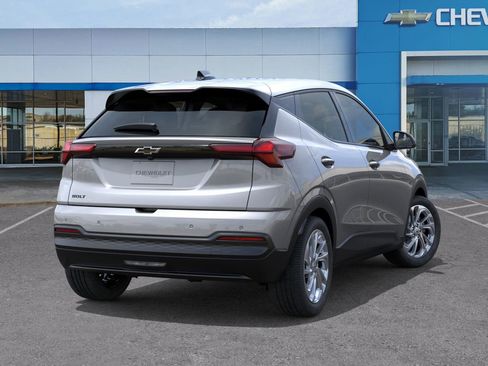 New 2027 Chevrolet Bolt LT image 4