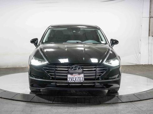 Used 2023 Hyundai Sonata SE FWD image 3