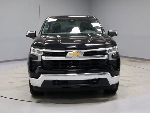 Used 2023 Chevrolet Silverado 1500 LT AWD/4WD image 8