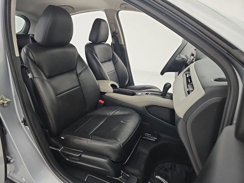 Used 2018 Honda HR-V LX image 12