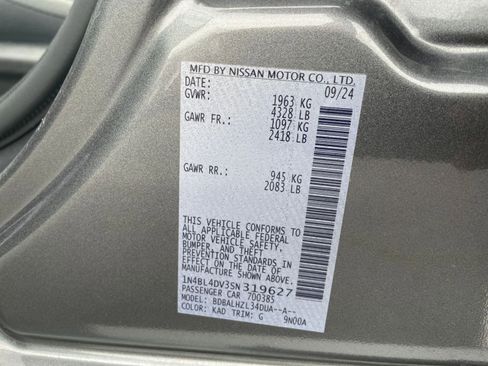 Used 2025 Nissan Altima 2.5 SV image 23