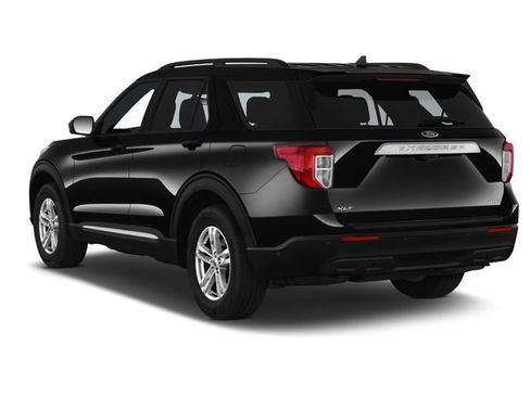 Used 2024 Ford Explorer XLT w/ XLT Sport Appearance Package AWD/4WD image 2