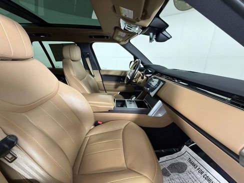 Certified 2024 Land Rover Range Rover SE image 33