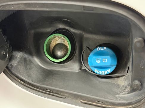 Certified 2020 Chevrolet Silverado 1500 LTZ image 32