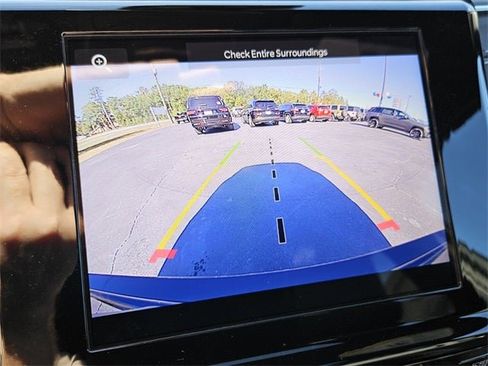 New 2025 Jeep Grand Cherokee Altitude image 19