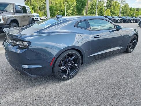 Used 2020 Chevrolet Camaro LT w/ RS Package image 4