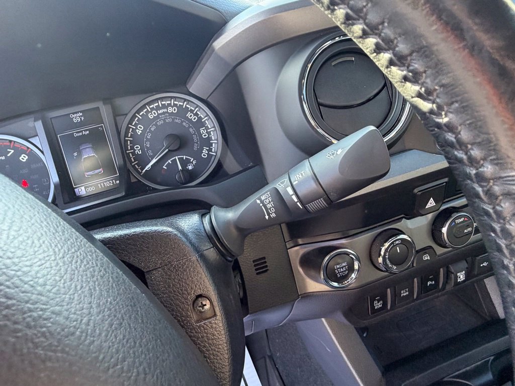 Used 2021 Toyota Tacoma TRD Pro AWD/4WD image 33