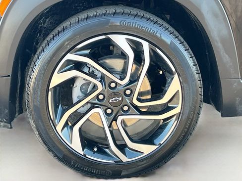 Used 2025 Chevrolet TrailBlazer RS w/ Driver Confidence Package FWD image 29
