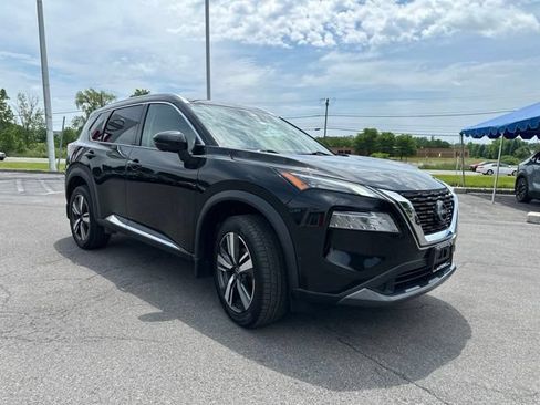 Used 2023 Nissan Rogue SL w/ SL Premium Package AWD/4WD image 8