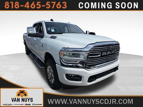 Used 2024 RAM 2500 Laramie AWD/4WD image 1