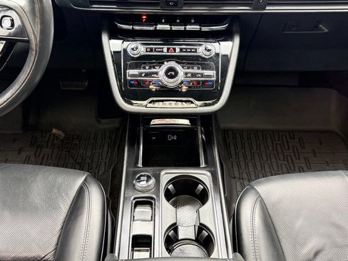 Certified 2021 Lincoln Corsair AWD w/ Premium Package image 14